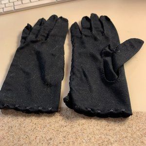 Womens Black Wrist Length Gloves Decorative Stitch Sides & Cuff Sz Sm 8" Long